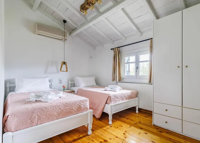 Sea Horizon * Skopelos Town